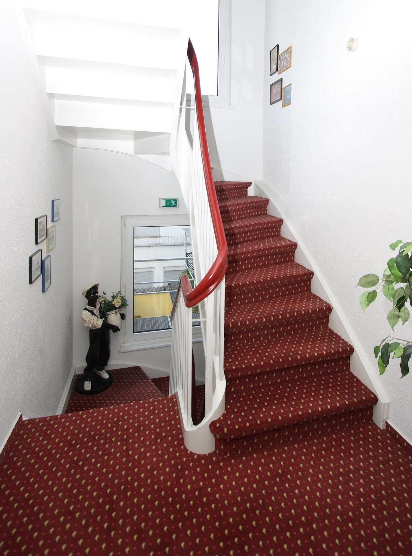 Hotel Garni Haus Hindenburg Königswinter Екстериор снимка
