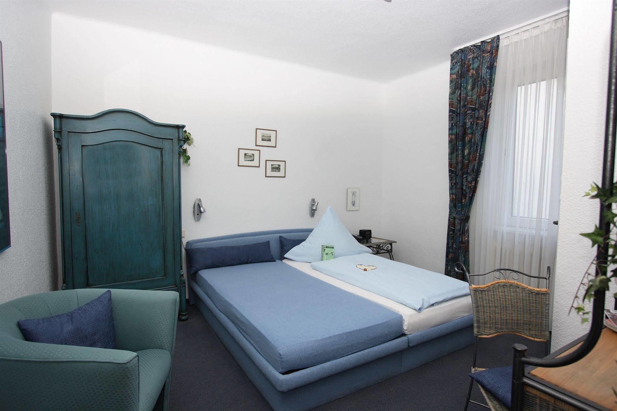 Hotel Garni Haus Hindenburg Königswinter Екстериор снимка