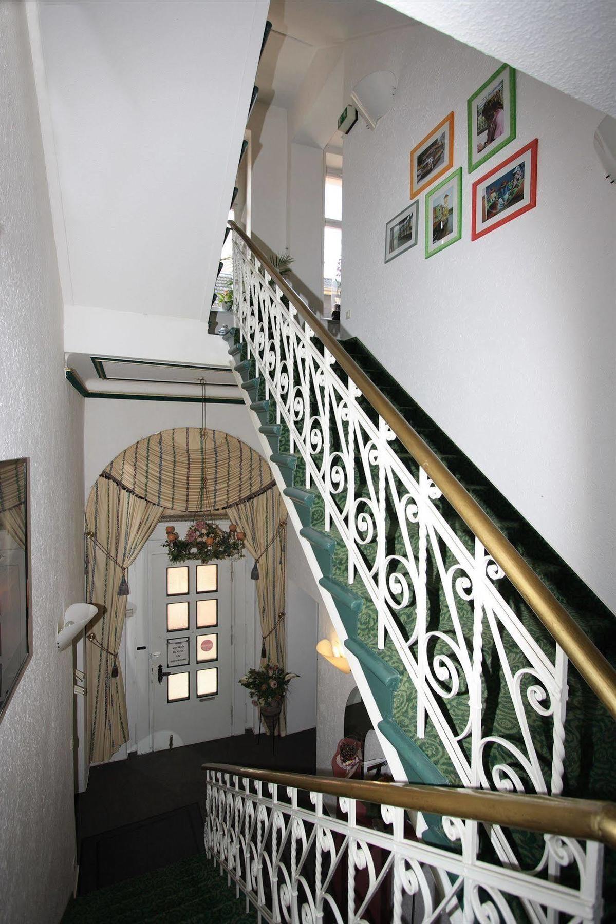 Hotel Garni Haus Hindenburg Königswinter Екстериор снимка